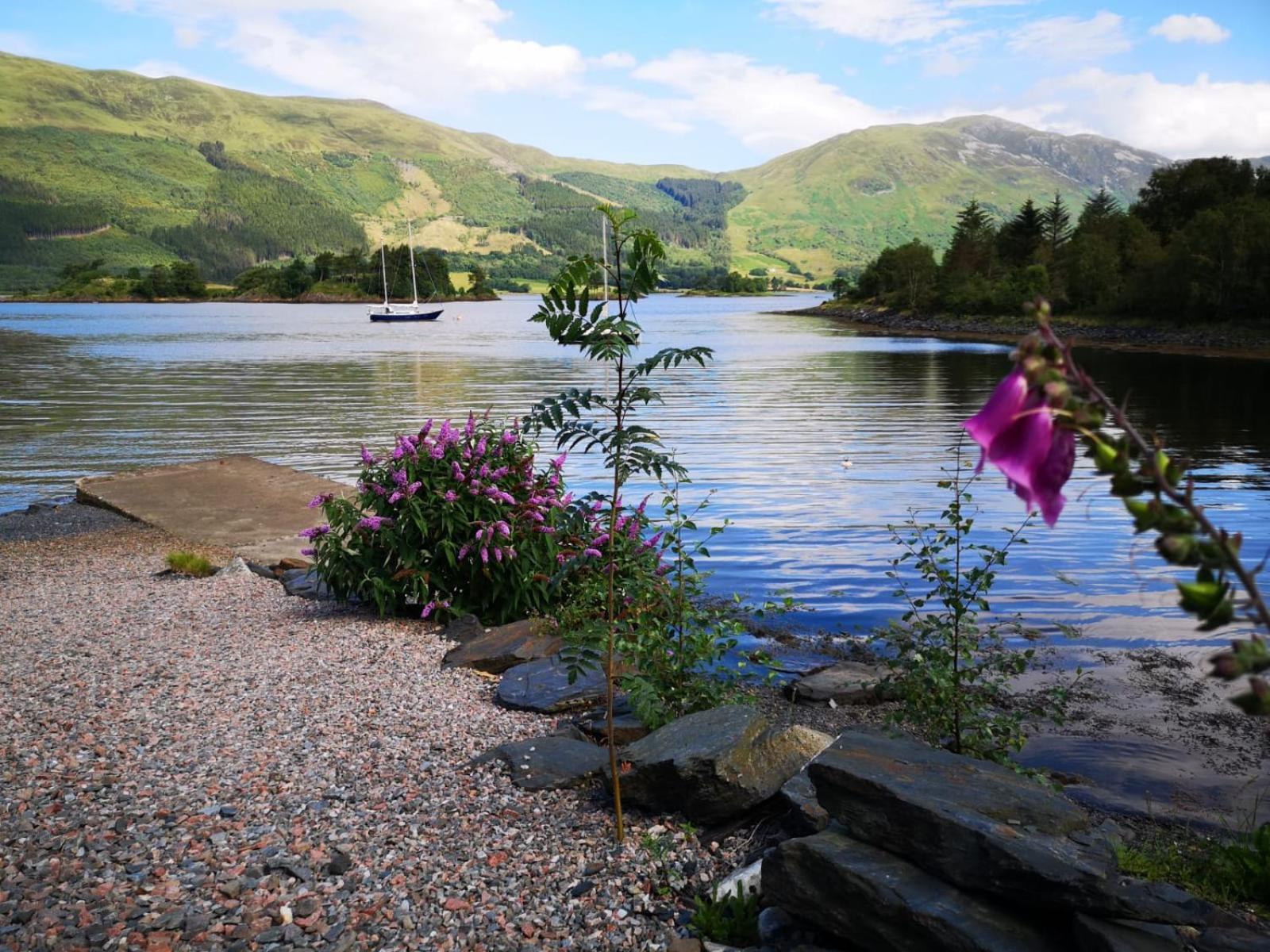 View Of The Mountain Apartment North Ballachulish Bagian luar foto